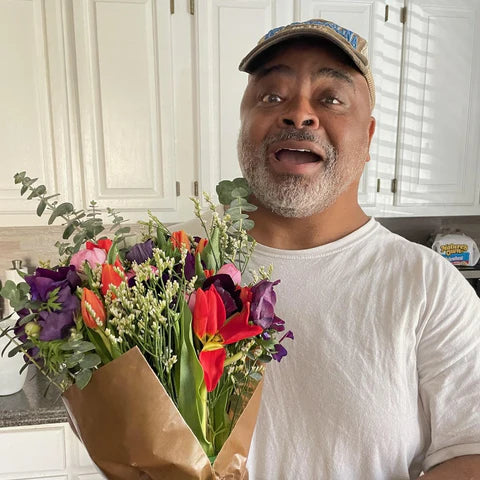 PSA: Get Your Men Some Flowers!